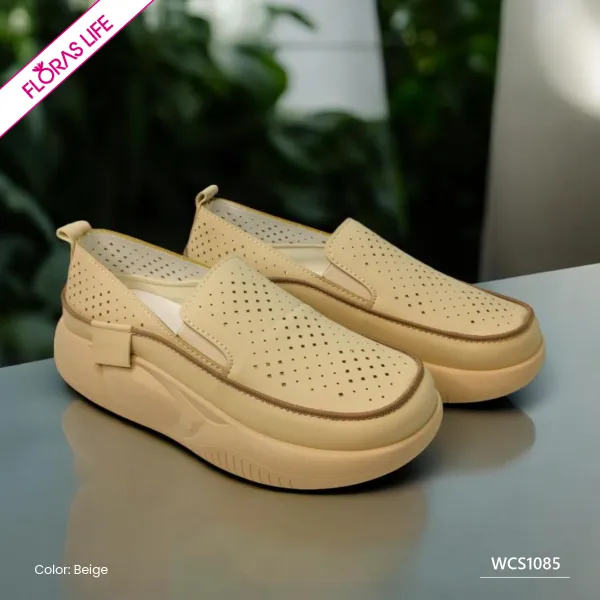 FLORAL FOOTPRINTS WOMEN’S CASUAL SHOE
